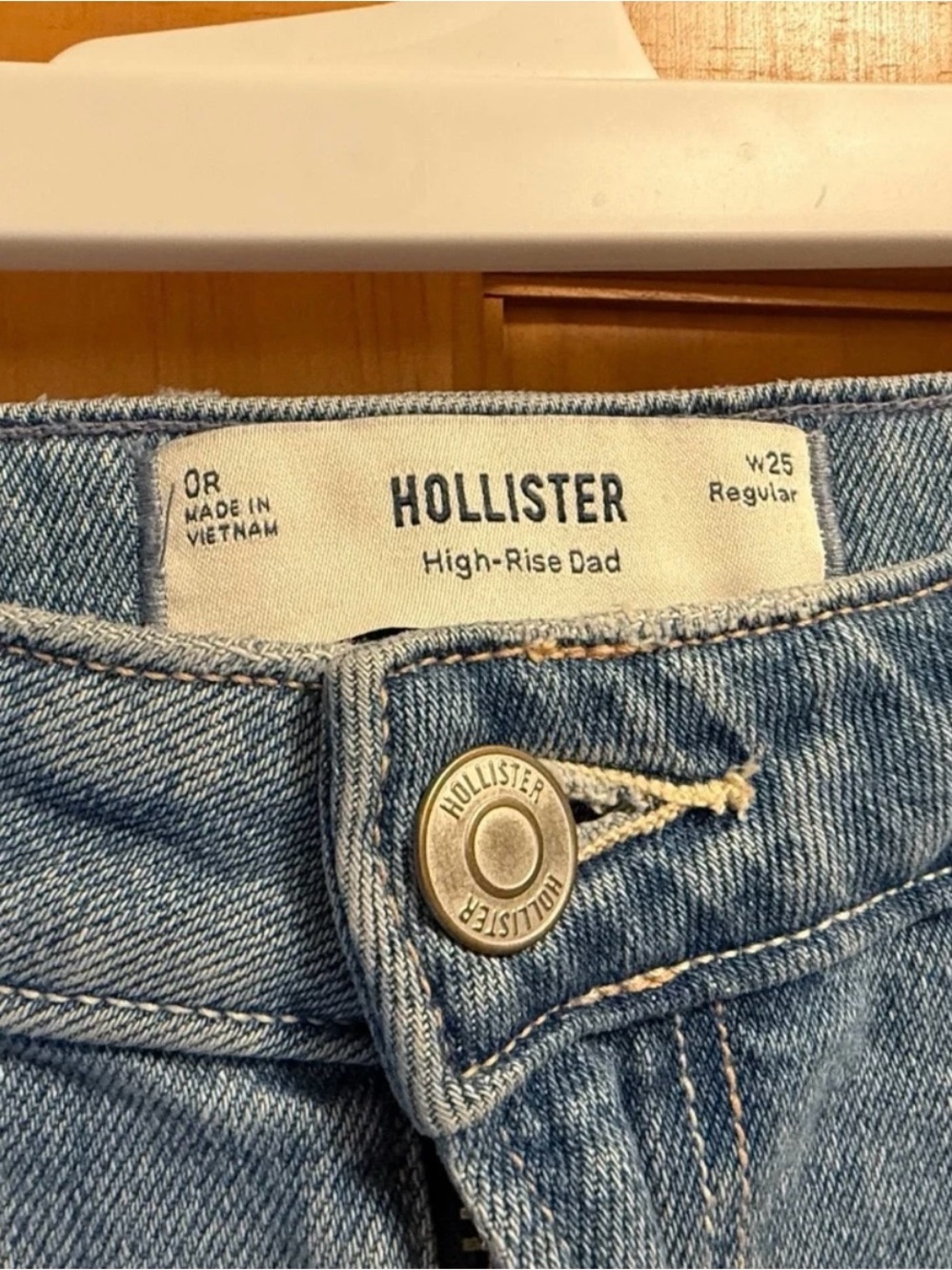 Hollister High-Rise Dad Jeans in Light Blue Denim